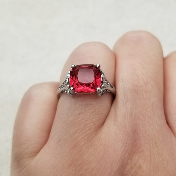HOST PICK!!! 🌷 Sterling Silver Red Ring - Picture 7 of 8